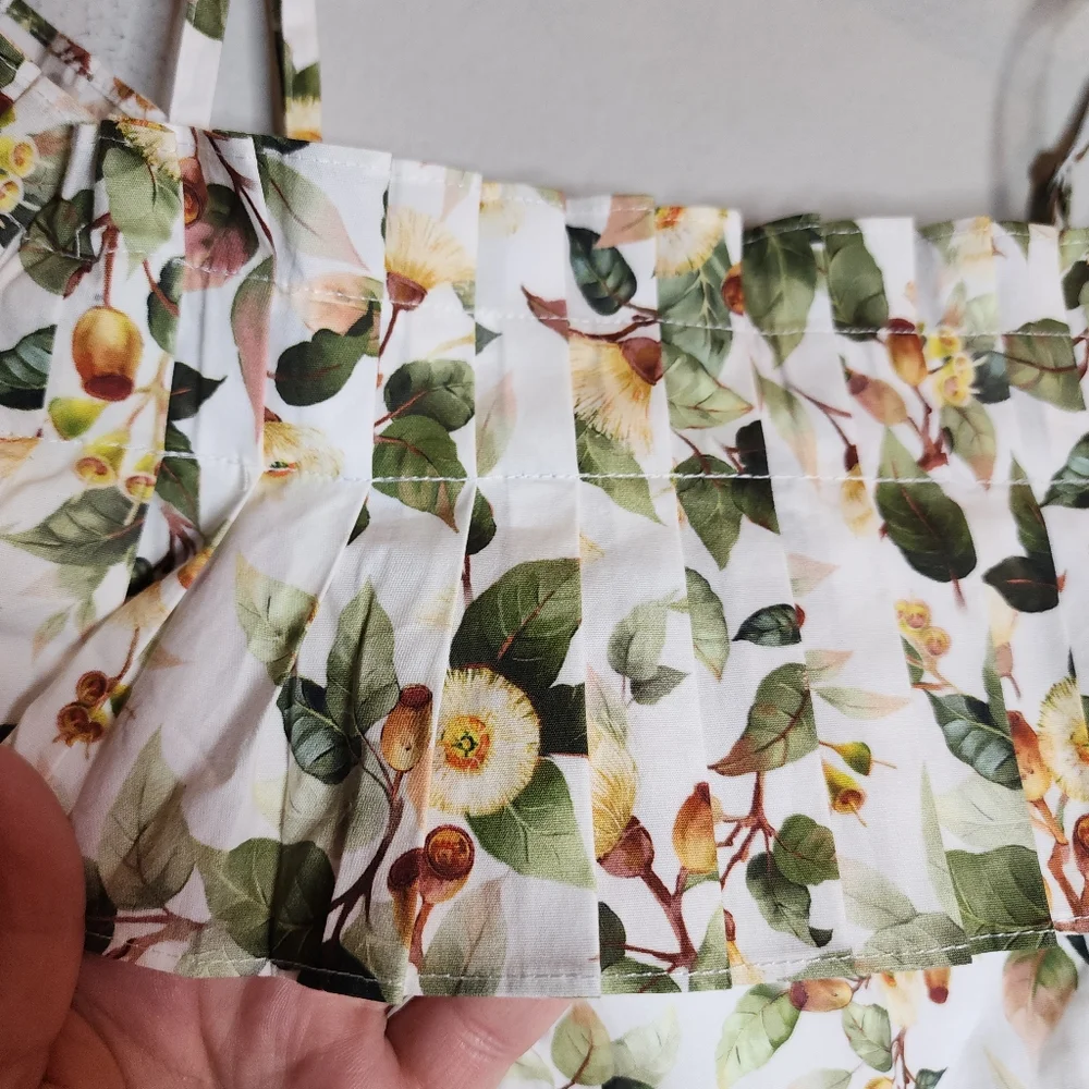 Floral Off-Shoulder Summer Dress in White and Green